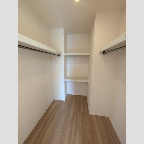 収納 (ウォークインクローゼット)