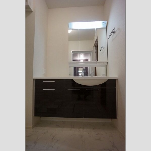 洗面所 (洗面室)