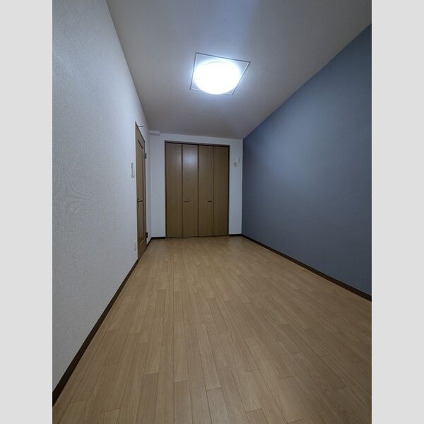 その他 (洋室)