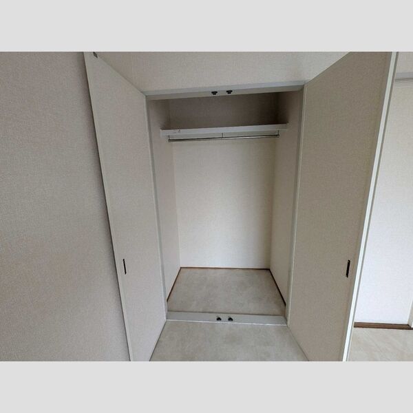 収納 (クローゼット)