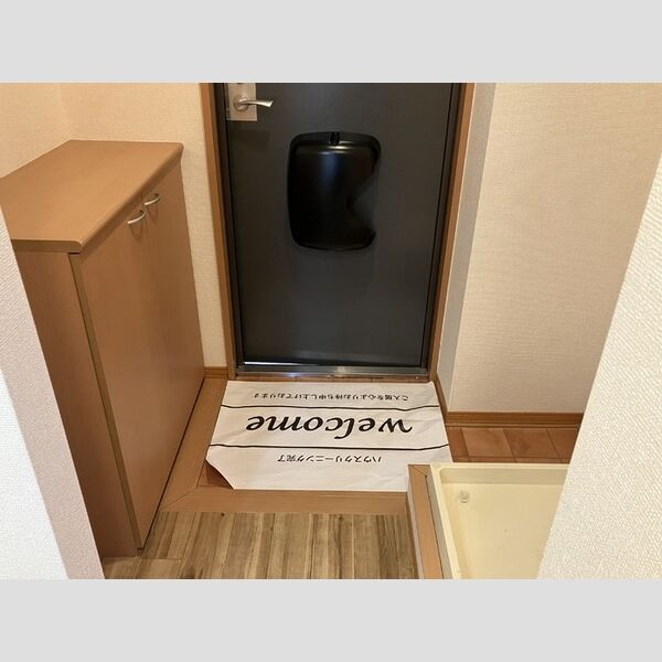 玄関 (玄関)