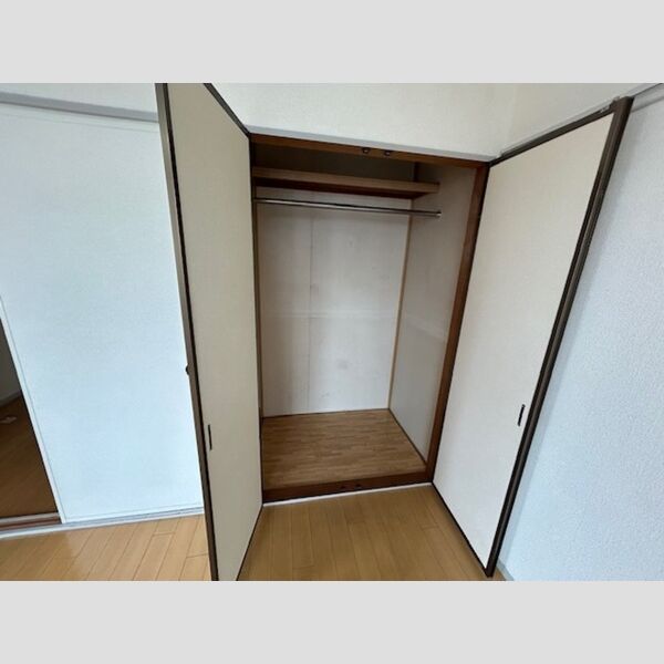収納 (クローゼット)