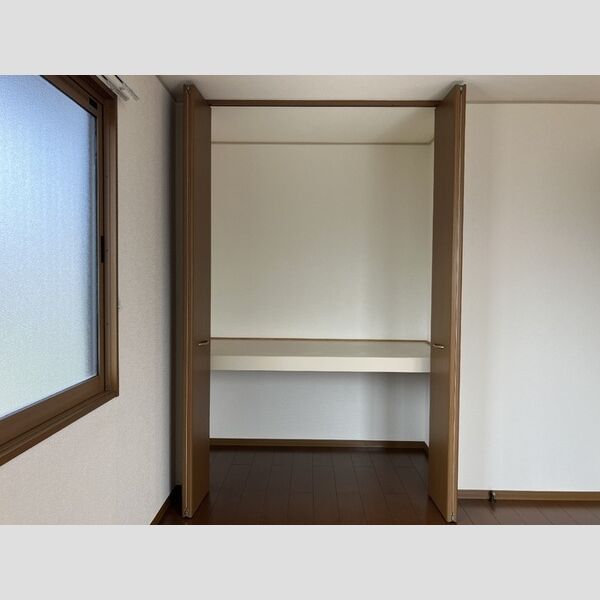 収納 (物入(北洋室))