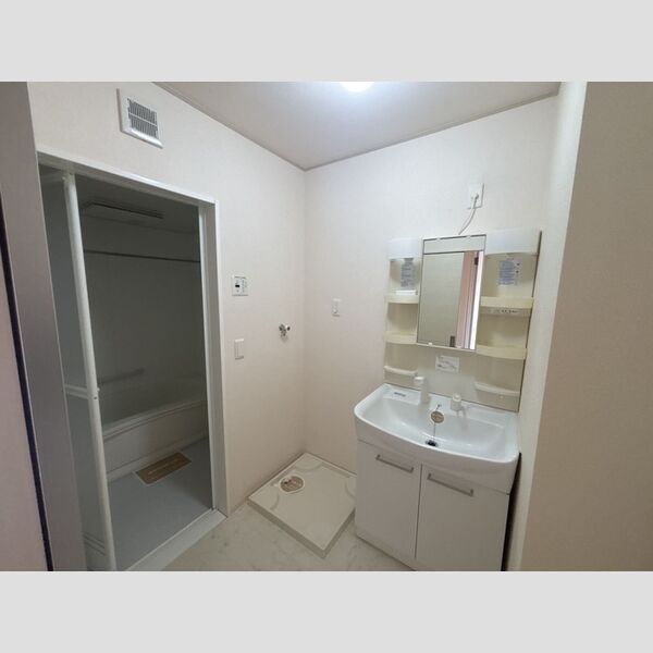 洗面所 (洗面室)
