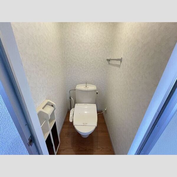 トイレ (温水洗浄暖房便座)