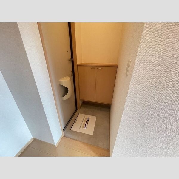 玄関 (玄関)