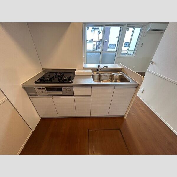 キッチン (システムキッチン)