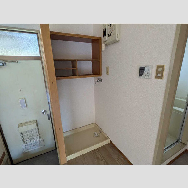 その他設備 (室内洗濯機置き場)