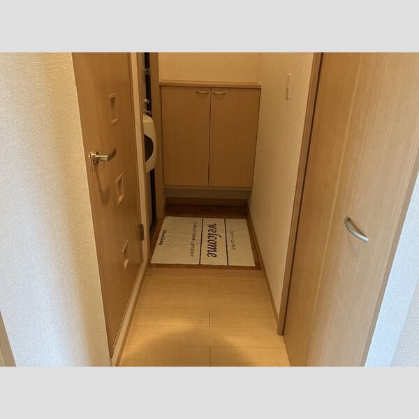 玄関 (玄関)