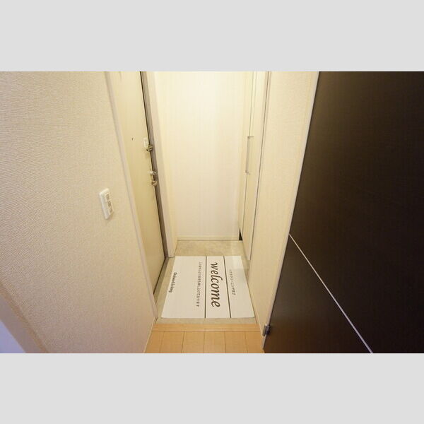 玄関 (玄関)
