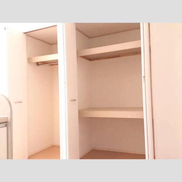 収納 (クローゼット・物入)