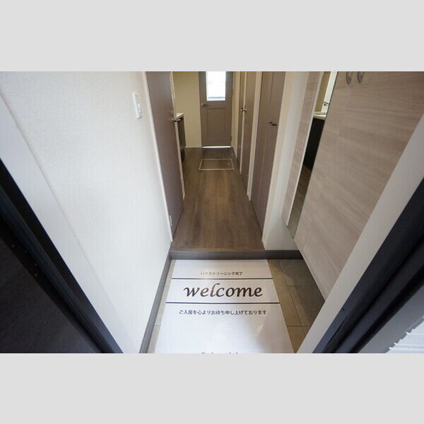 玄関 (玄関)