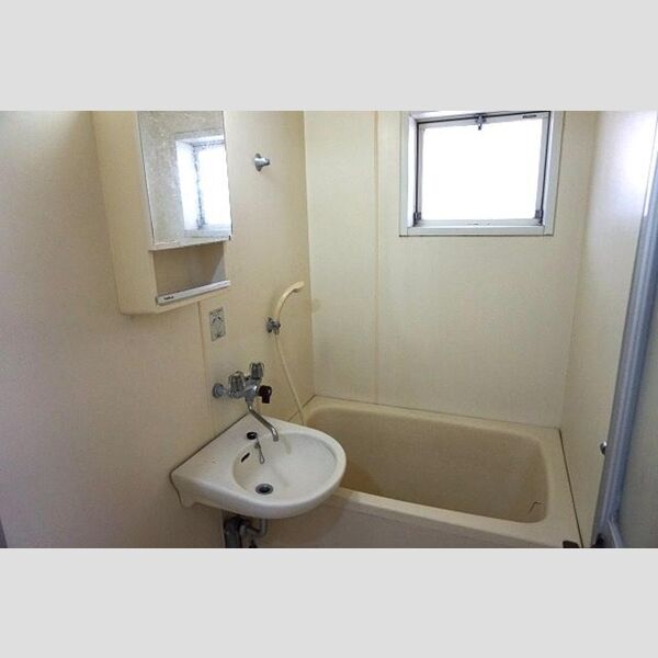 バス (浴室・洗面台)