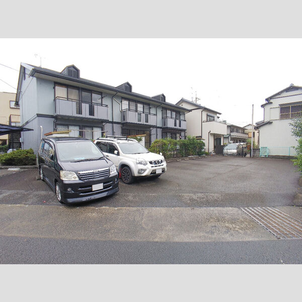 駐車場 (駐車場)