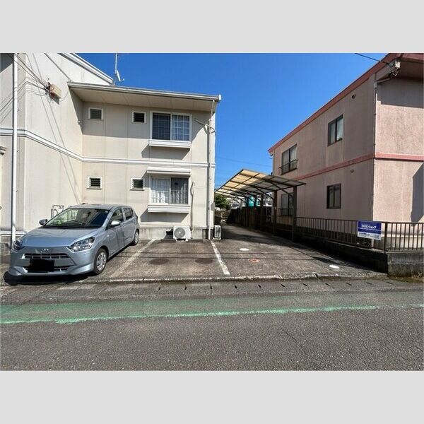 駐車場 (駐車場)