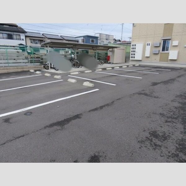 駐車場 (駐車場)