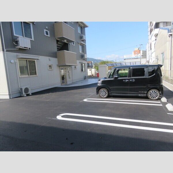 駐車場 (駐車場)
