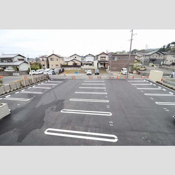 駐車場 (駐車場)