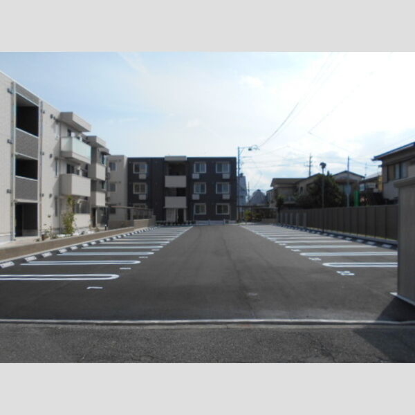 駐車場 (駐車場)