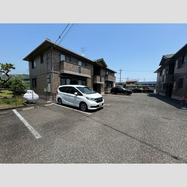 駐車場 (駐車場)