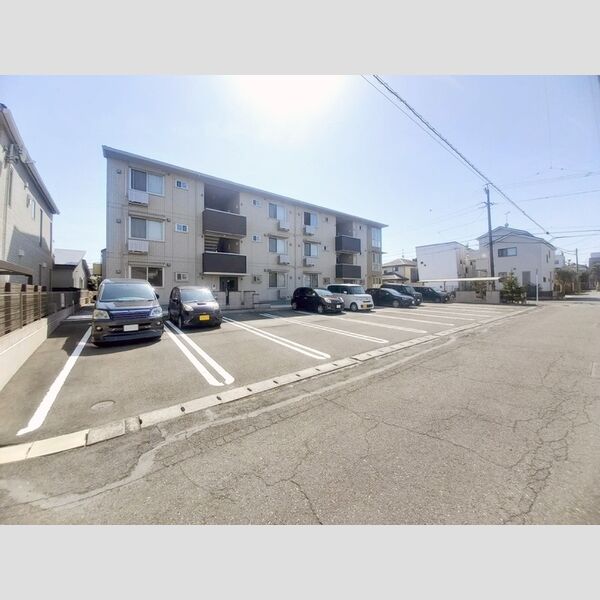 駐車場 (駐車場)