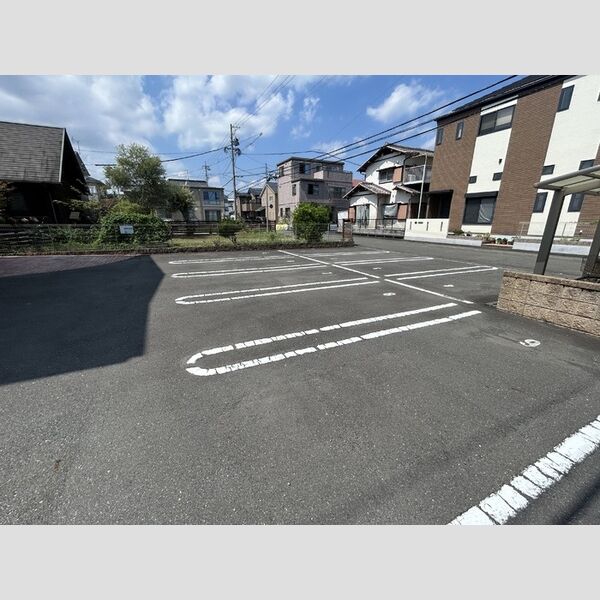 駐車場 (駐車場)