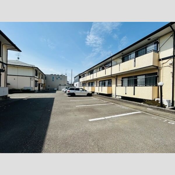 駐車場 (駐車場)