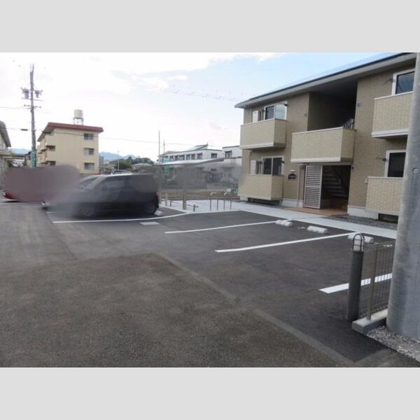 駐車場 (駐車場)