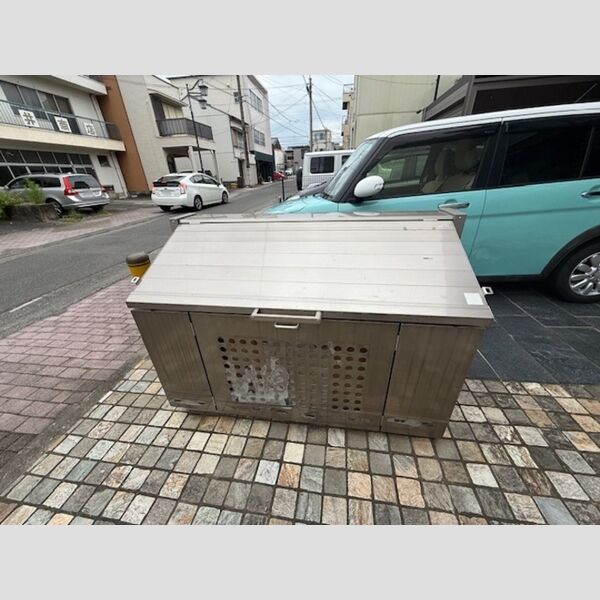 現地周辺 (ゴミ置き場)