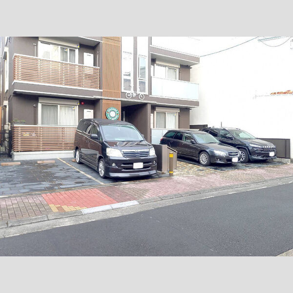 駐車場 (駐車場)