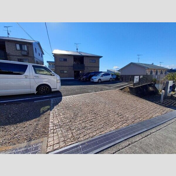 駐車場 (駐車場)