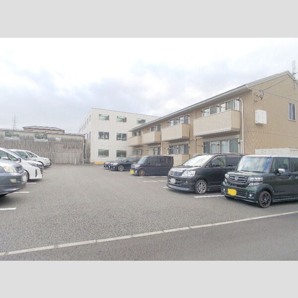 駐車場 (駐車場)