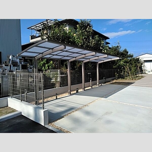 現地周辺 (駐輪場)