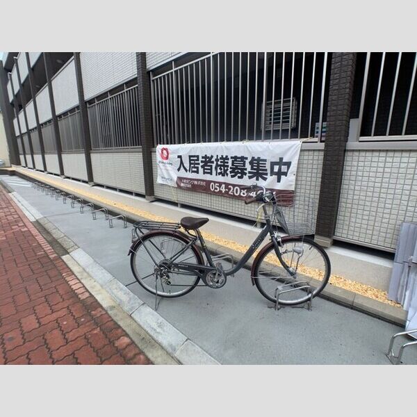 現地周辺 (駐車場)