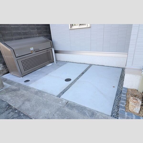 現地周辺 (駐輪スペース)