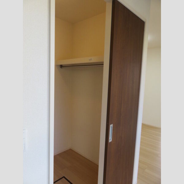 収納 (ウォークインクローゼット)