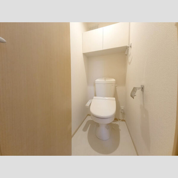 トイレ (温水洗浄便座)