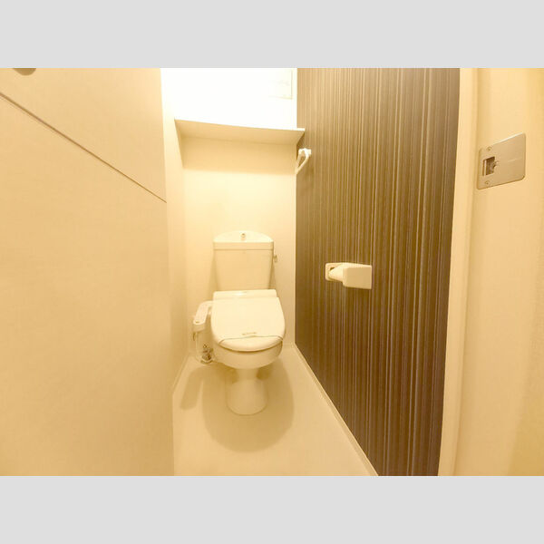 トイレ (温水洗浄便座)