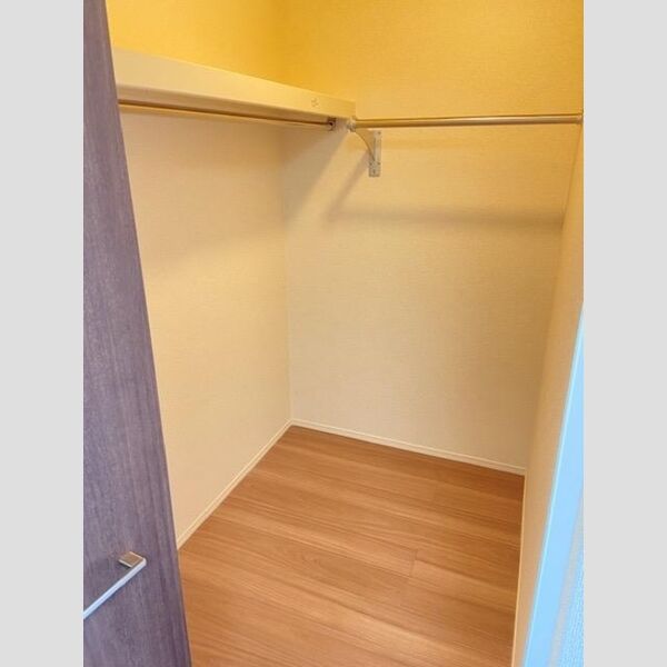 収納 (ウォークインクローゼット)