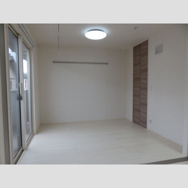 その他 (居室・リビング)