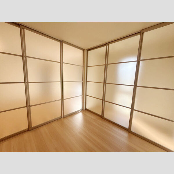 その他 (洋室)