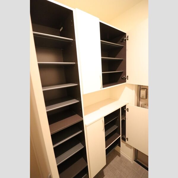 収納 (シューズボックス)