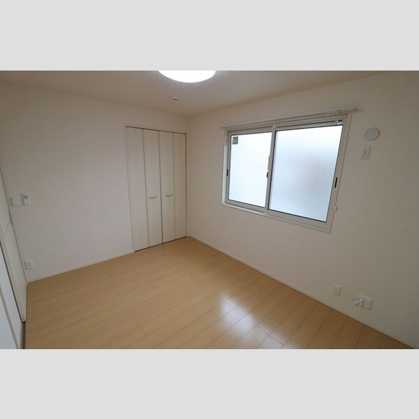 その他 (2F北側洋室)