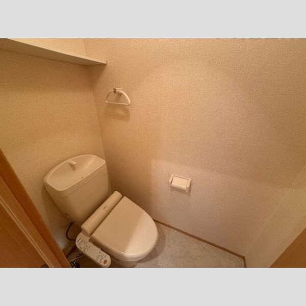 トイレ (温水洗浄暖房便座)