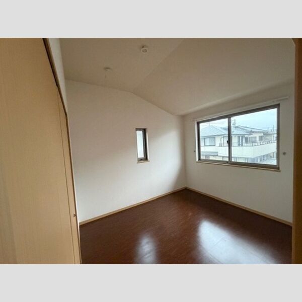 その他 (南洋室)