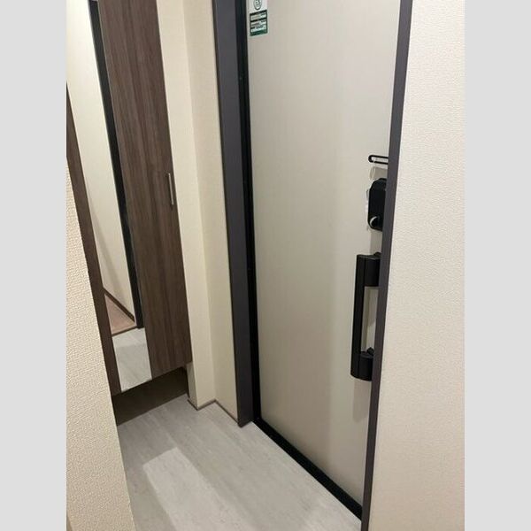 玄関 (玄関)