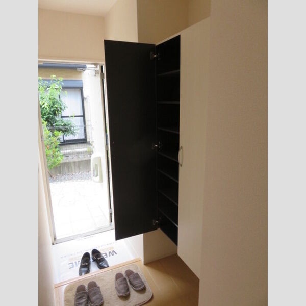 玄関 (シューズボックス)