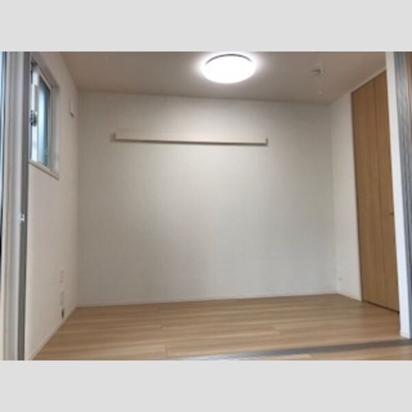 その他 (洋室)