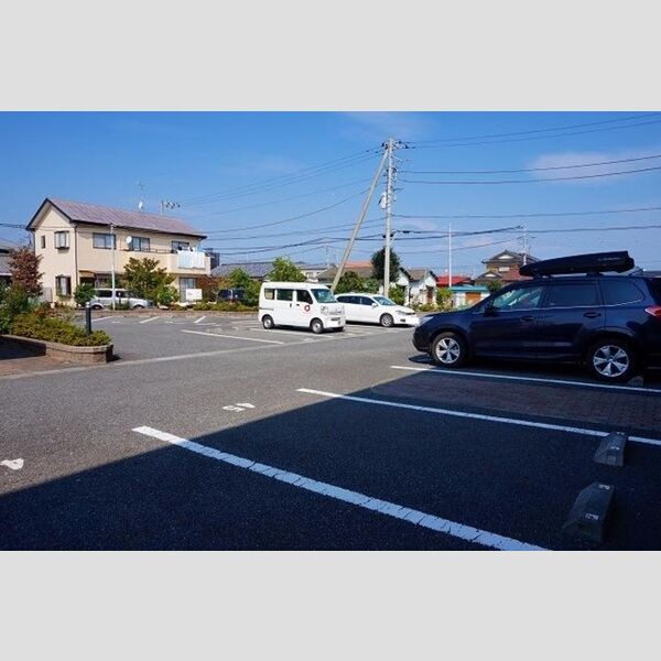 駐車場 (駐車場)