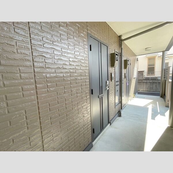 エントランス (エントランス)